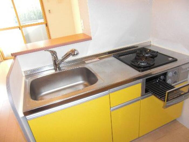 ルミエール東光台 Ｂのキッチン