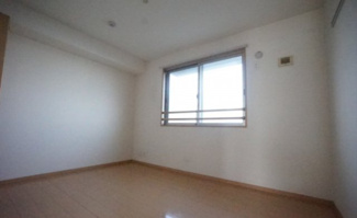 【寝室】 | レジデンス ヒルズ