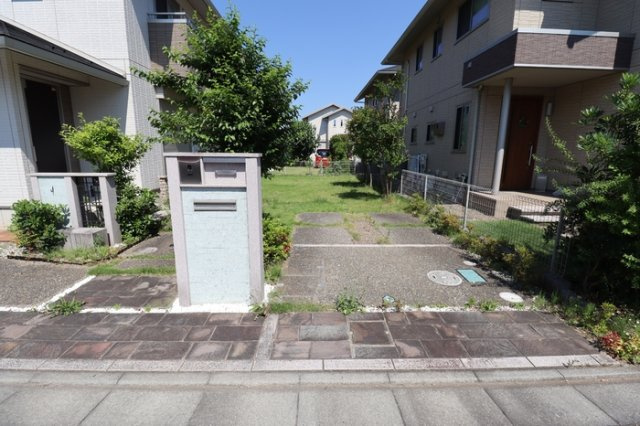 スマ・エコ シティつくば研究学園戸建ての駐車場