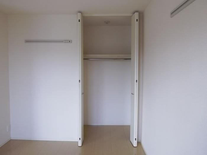 サンシャインみどりのの収納|クローゼット