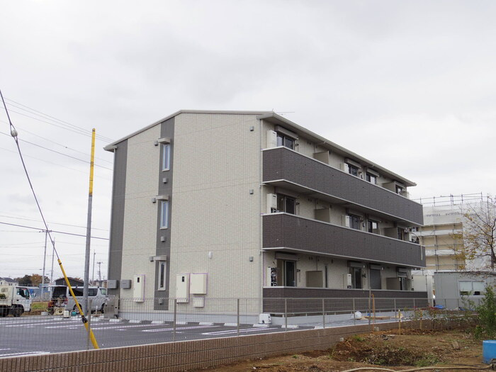 ラヴィーヌみどりのの外観