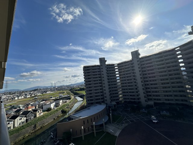 メゾンドール・ラーバン和泉Ⅱ番館の展望|南向きワイドバルコニー