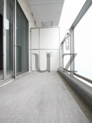 ラピスポンス新横浜のバルコニー