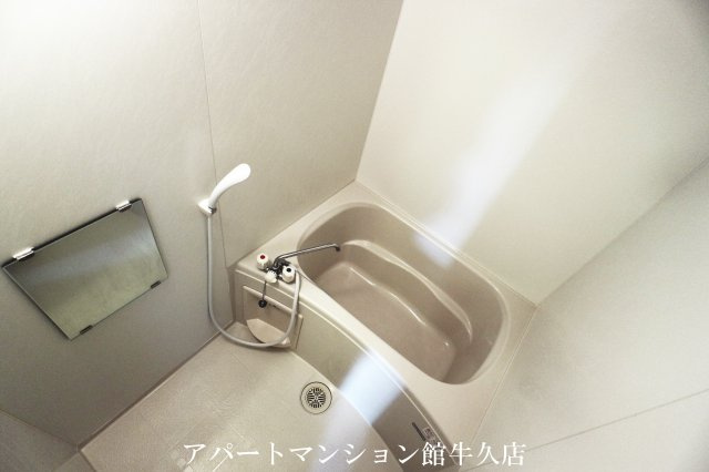 レオパレスコンフォールツクバの浴室|画像5