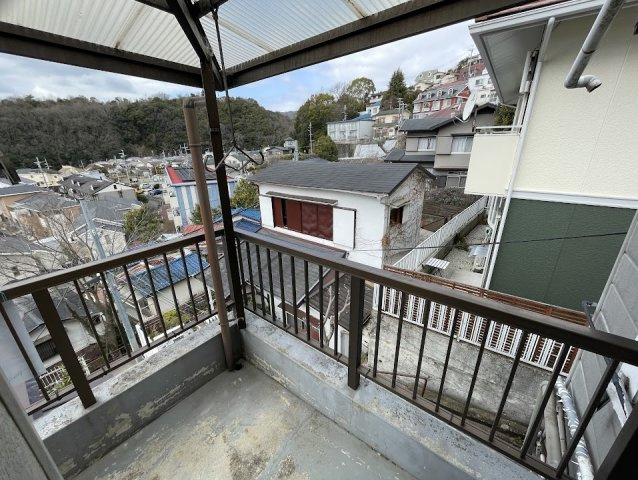 ペディコート宝塚平井山荘の周辺