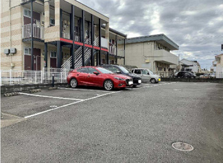 【駐車場】 | レオパレスヴィーブル