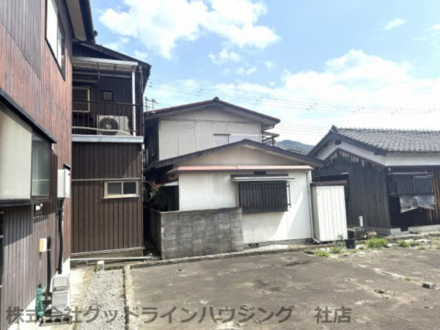 西脇市西脇店舗付き住宅の外観