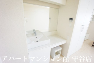 【独立洗面台】 | レオネクストうめの木 | 画像8