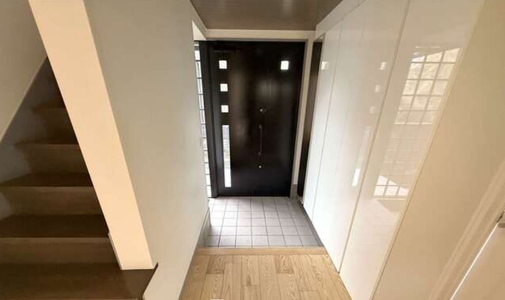 灘区篠原本町３丁目の玄関
