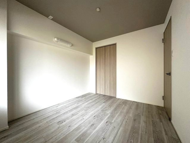 メゾン舞子ショアーの洋室