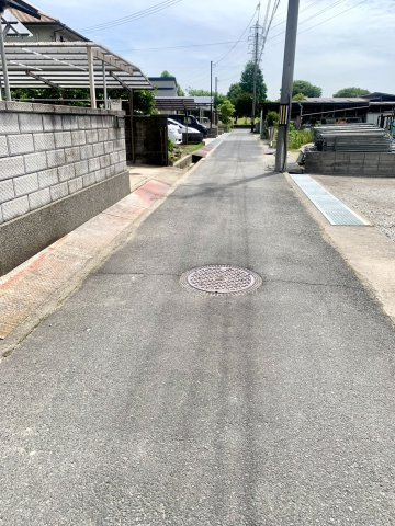 垣内中町C売地の前面道路含む現地写真
