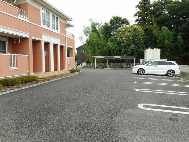 ファミーユⅠの駐車場|駐車場