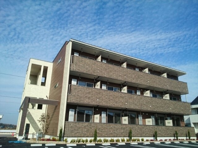 サイド　ライス　フィールドⅡの外観