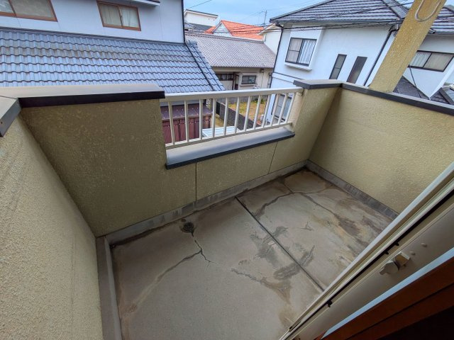 高岡町戸建てのバルコニー|                                                  