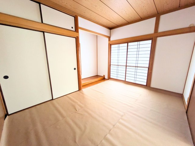 高岡町戸建ての和室|趣のある和室です