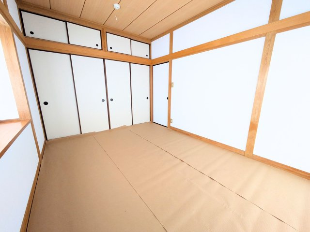 高岡町戸建ての和室|                                                  