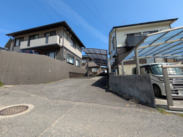 新浜町戸建ての前面道路含む現地写真|                                                  