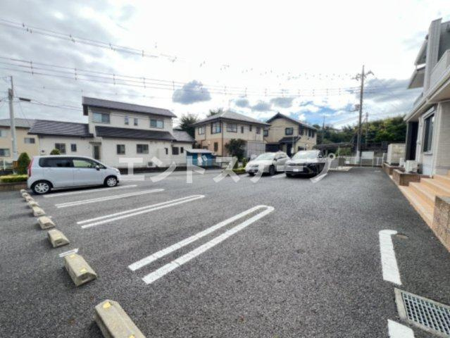 エクセル　メゾンＡの駐車場|高崎、前橋のお部屋探しはエンドスケープまで！お客様の理想お聞かせ下さい♪