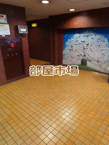 アルベルゴ上野のロビー
