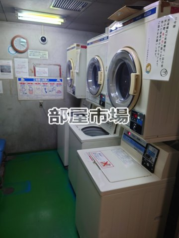 アルベルゴ上野のその他共用部分|コインランドリー