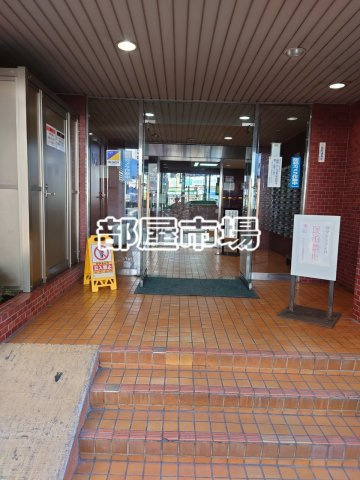 アルベルゴ上野のエントランス
