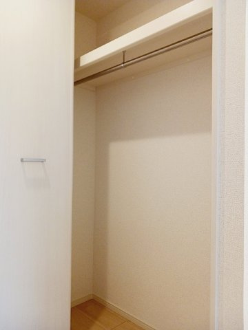 ライズ脇田町　Ｂ館の収納