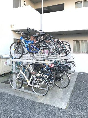 エバーグリーンのその他|駐輪場
