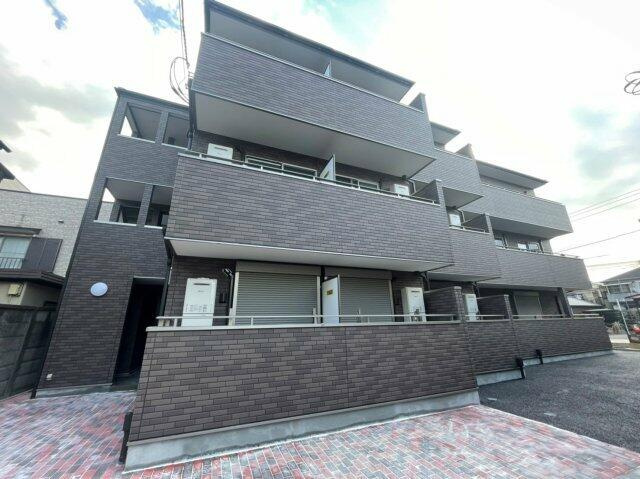 足立区関原３丁目のアパートの画像