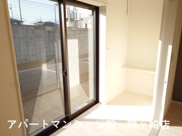 仮）土浦市中村南　店舗アパート新築工事のバルコニー|※イメージです