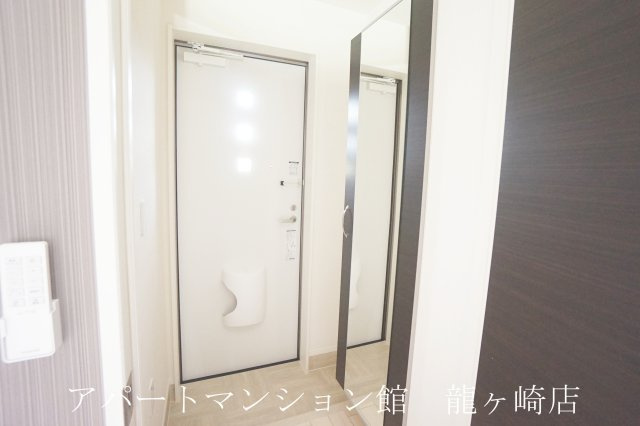 アンソレイユ26の玄関