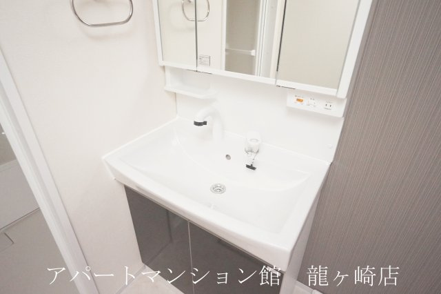 アンソレイユ26の独立洗面台