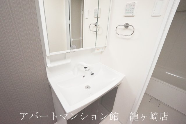 アンソレイユ26の独立洗面台