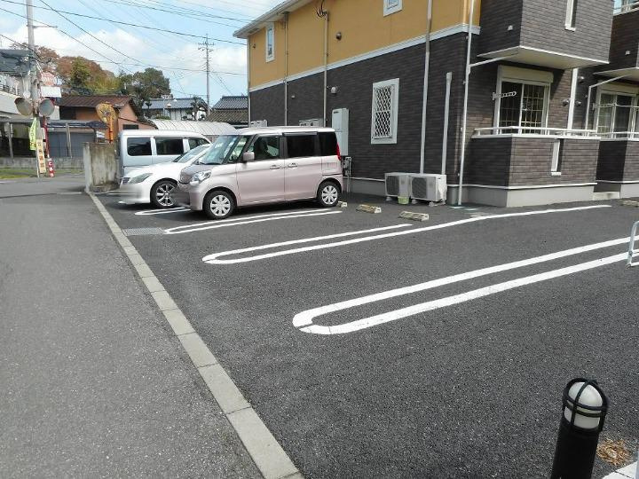 レイクヒルズ土浦の駐車場|駐車場