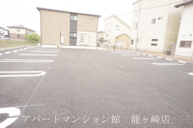シャトー・バロンＶの駐車場|省エネ性能ラベル