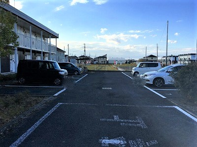 レオパレスコンフォートの駐車場|画像6