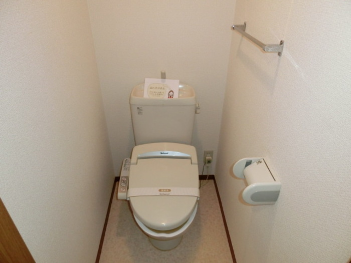 ヴィラ・シェソワ Ａのトイレ|もちろん温水洗浄暖房便座です