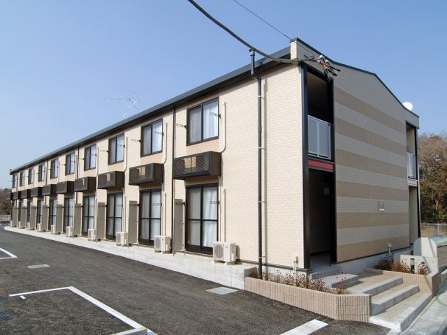 レオパレスナチュールの外観|画像1