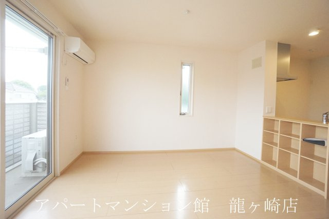 Cerejeira（セレシェイラ） Aの居間・リビング