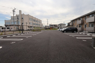 【駐車場】 | セレーノ真鍋 | 駐車場