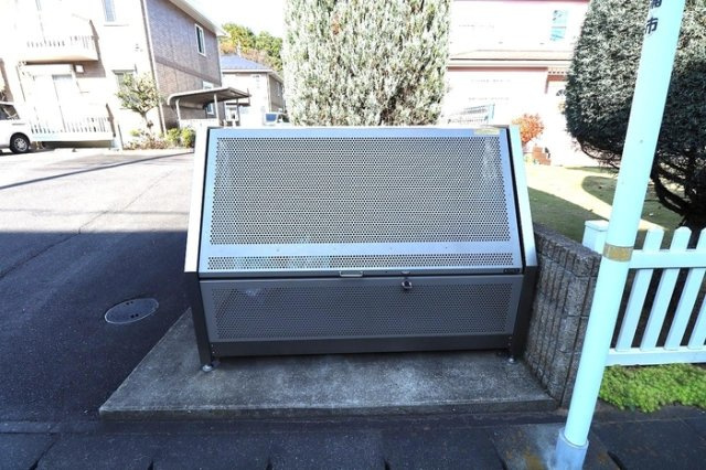 グランモア東台のその他共用部分|ゴミストッカー