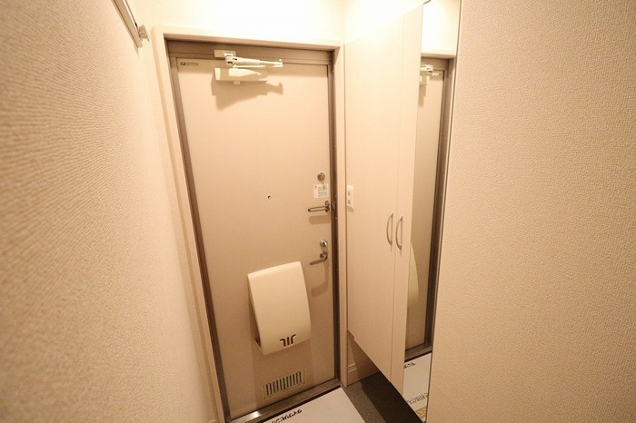 ハピネスつくばの玄関|シューズボックス
