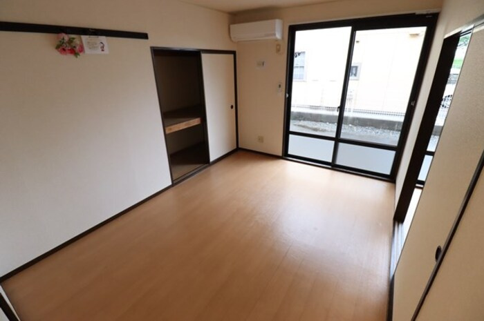 セジュール港町の寝室