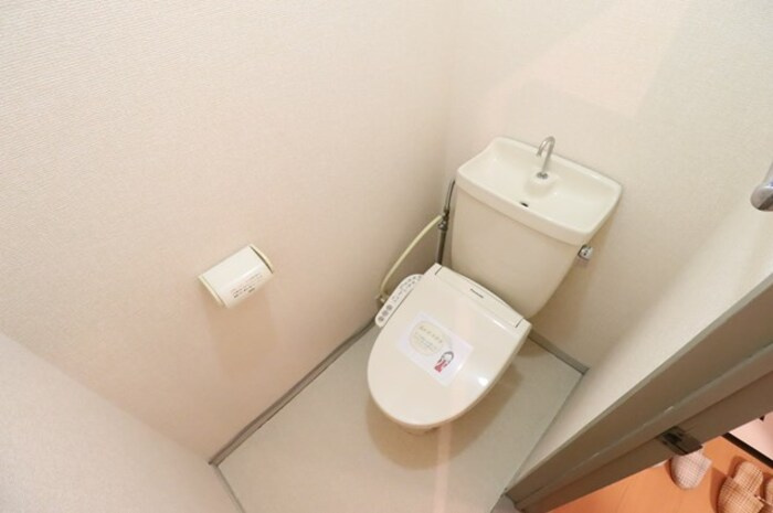 セジュール港町のトイレ|温水洗浄暖房便座