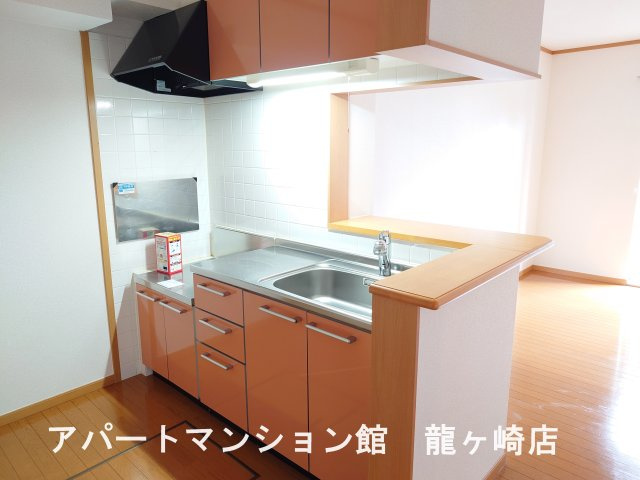 さくらヒルズⅡのキッチン|人気のカウンターキッチン搭載♪