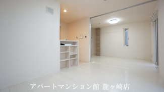 【居間・リビング】 | ライトパレスうずら野 | ※写真は301号室を使用