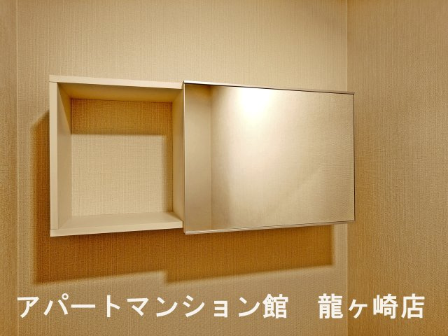 メゾン　ベルフルールの収納