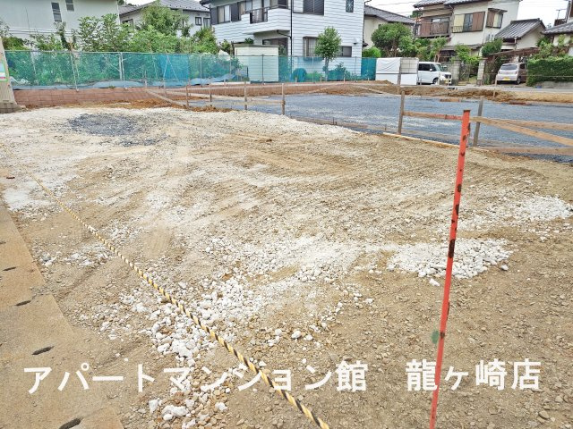 阿見町中央5丁目新築アパート(仮の駐車場