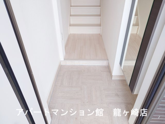 Front du lacの玄関