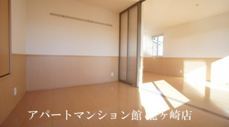 【寝室】 | Amour(アムール)