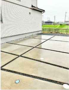 荒川本郷戸建の駐車場